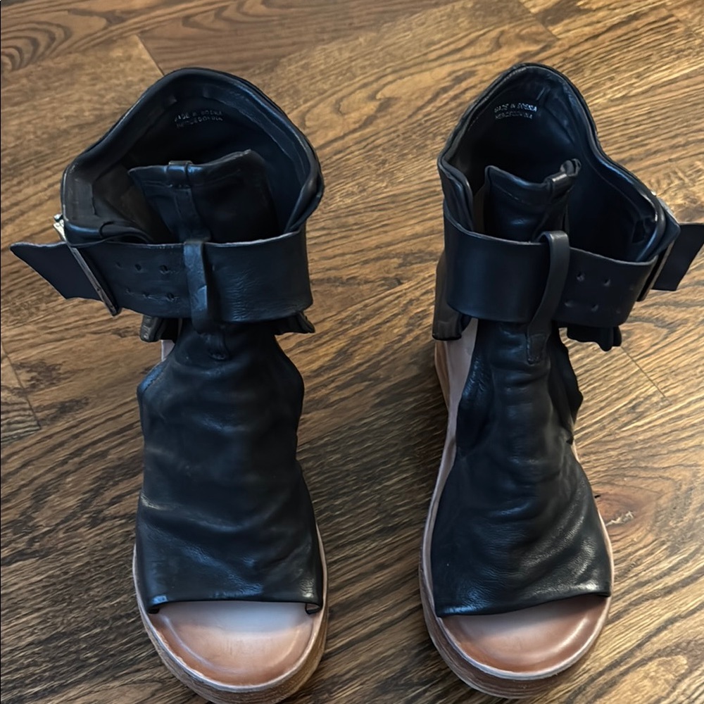 Black Leather Women's Shoes